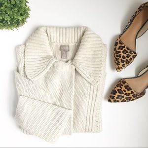 Chico’s • Ivory Knit Cardigan